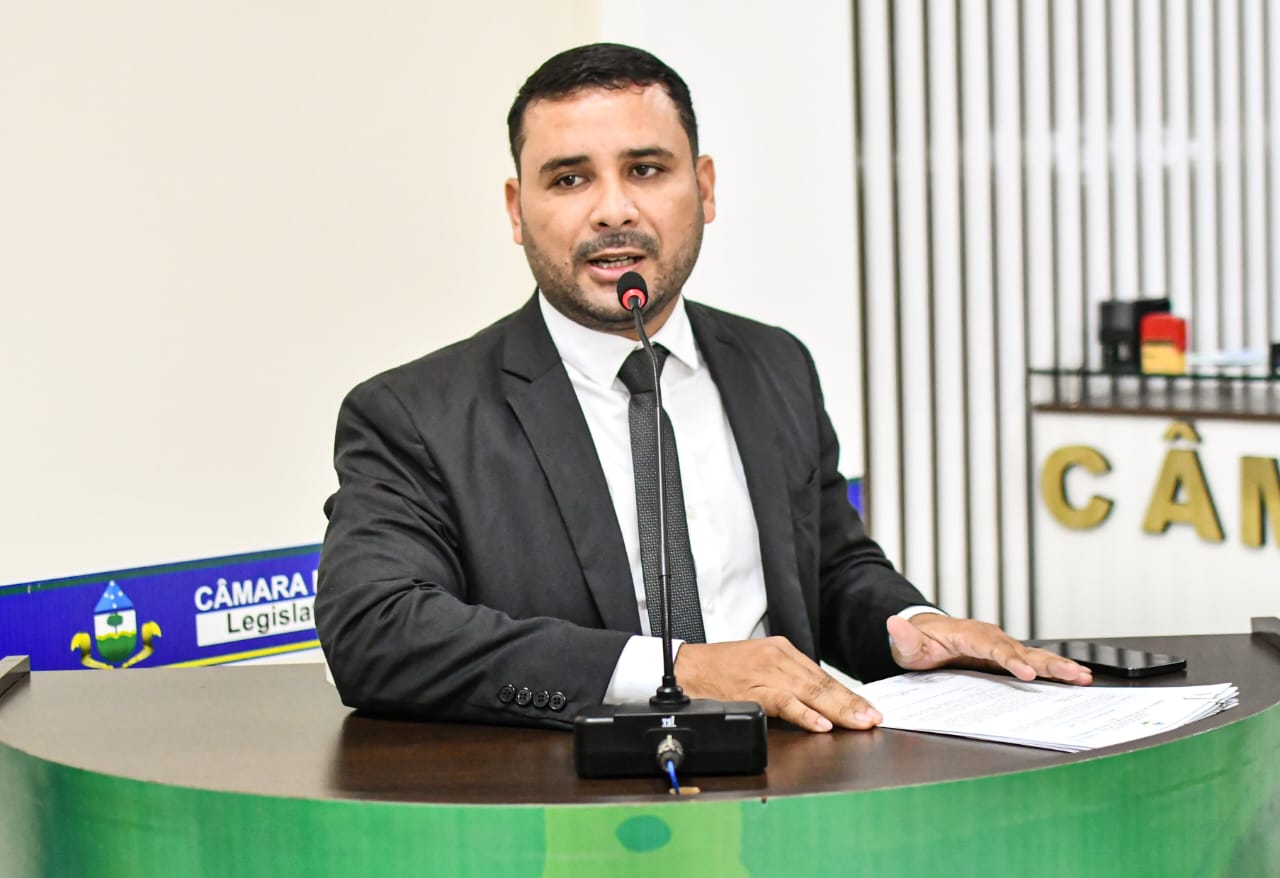Câmara Aprova Pedido para Construção da Escola Santa Clara, Requerimento do Vereador Marcelo Macedo.