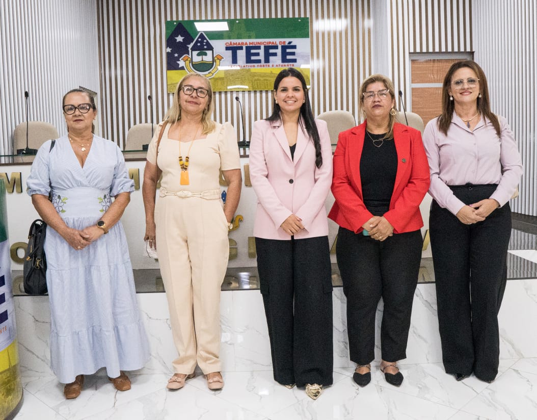 Câmara Municipal de Tefé realiza Sessão Solene em homenagem ao Dia Internacional da Mulher