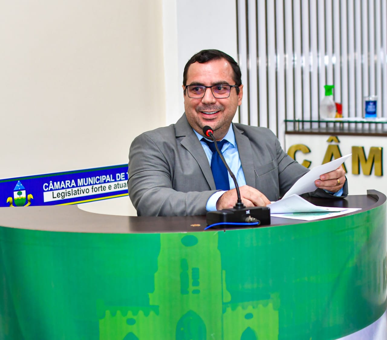Caminho da educação: Vereador Helinho Bessa solicita recuperação de acesso ao CETI.