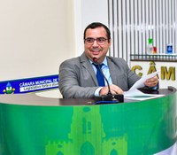 Caminho da educação: Vereador Helinho Bessa solicita recuperação de acesso ao CETI.