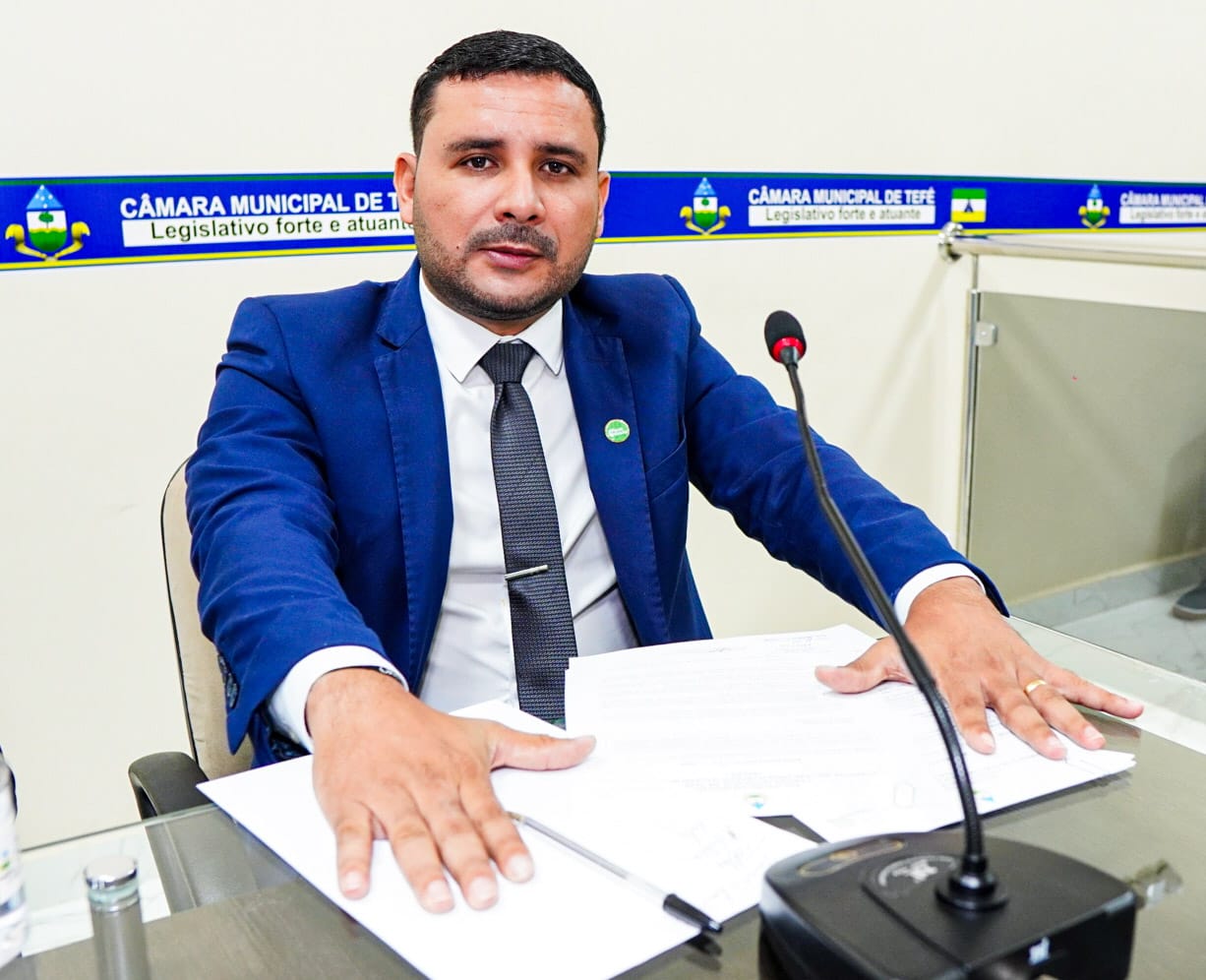Controle animal e saúde pública entram em debate com pedido de “castramóvel” para Tefé