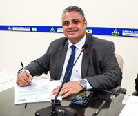 Cuidar com precisão: Vereador Missionário Daneil propõe criação de Farmácia de Manipulação Municipal em Tefé