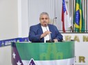 Da madeira ao concreto: proposta busca nova estrutura para ponte no Centro de Tefé.