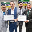 Deputado Federal Sidney Leite e Promotor de Justiça Dr. Alberto Rodrigues Jr. são condecorados como Cidadãos Tefeenses. Deputado Federal Sidney Leite e Promotor de Justiça Dr. Alberto Rodrigues Jr. são condecorados como Cidadãos Tefeenses.