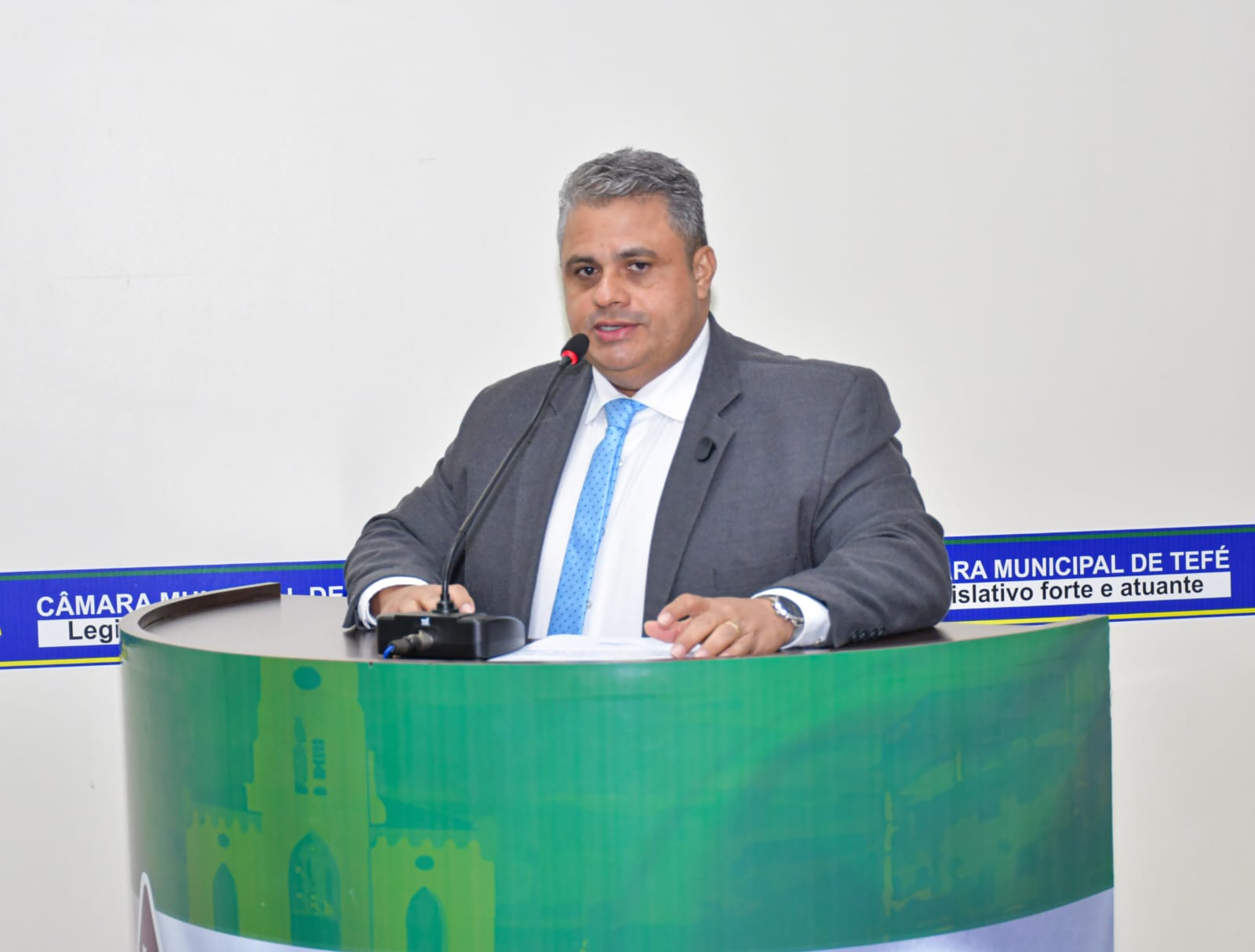 Dos atalhos à dignidade: proposta busca R$ 600 mil para revitalizar becos em Tefé.