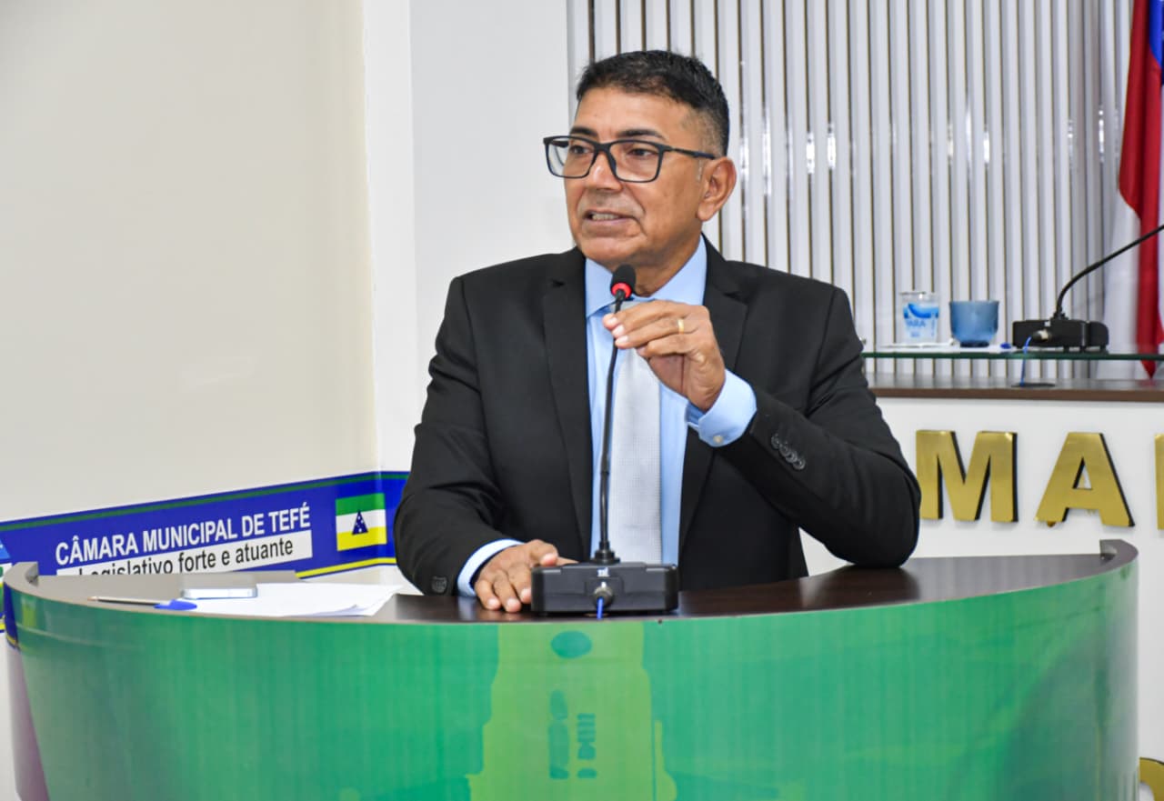 Fila que espera, cidadania que urge: proposta reforça atendimento no PAC Tefé.