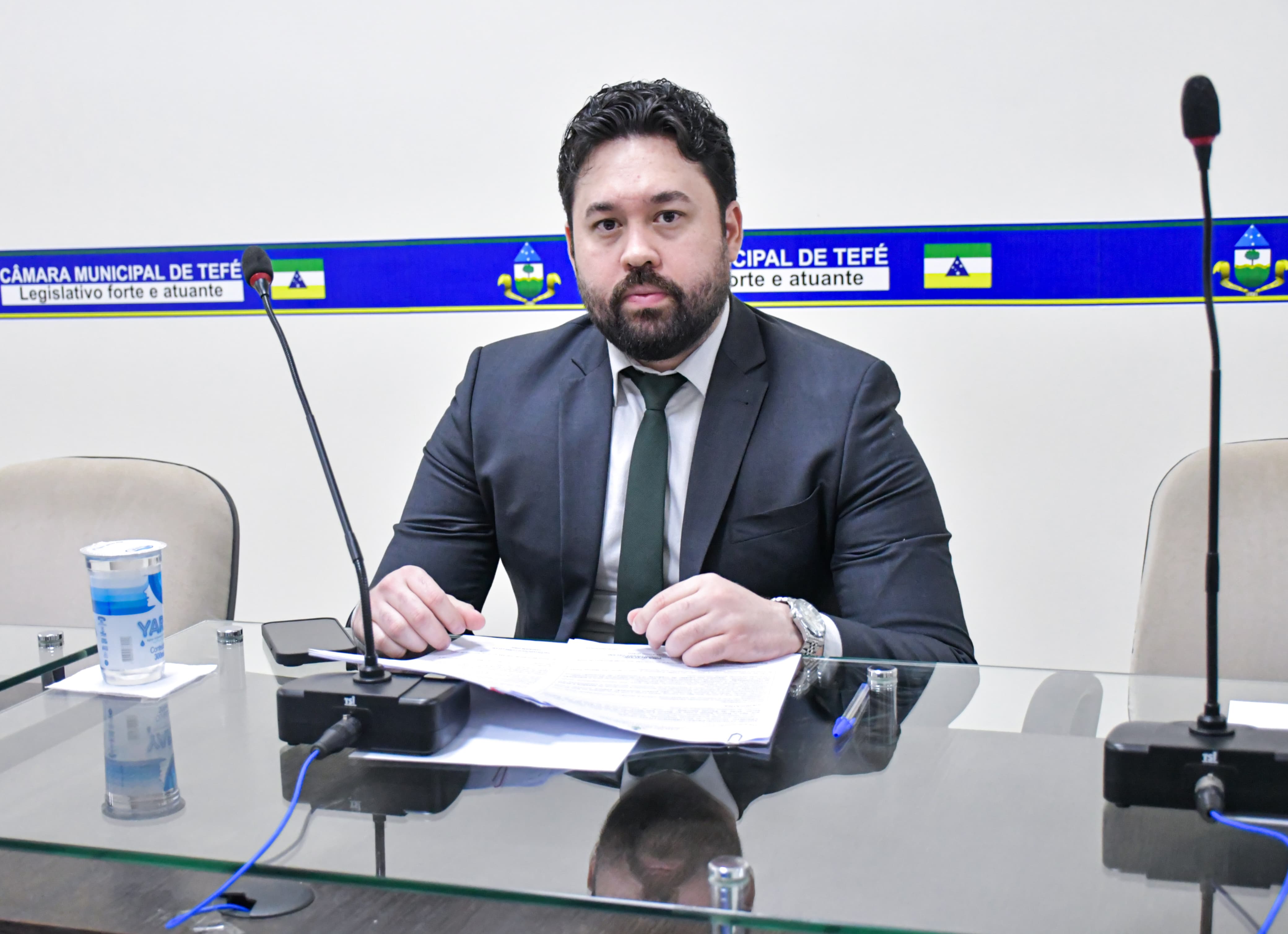 Porto em expansão: proposta mira balsa para fortalecer logística em Tefé.