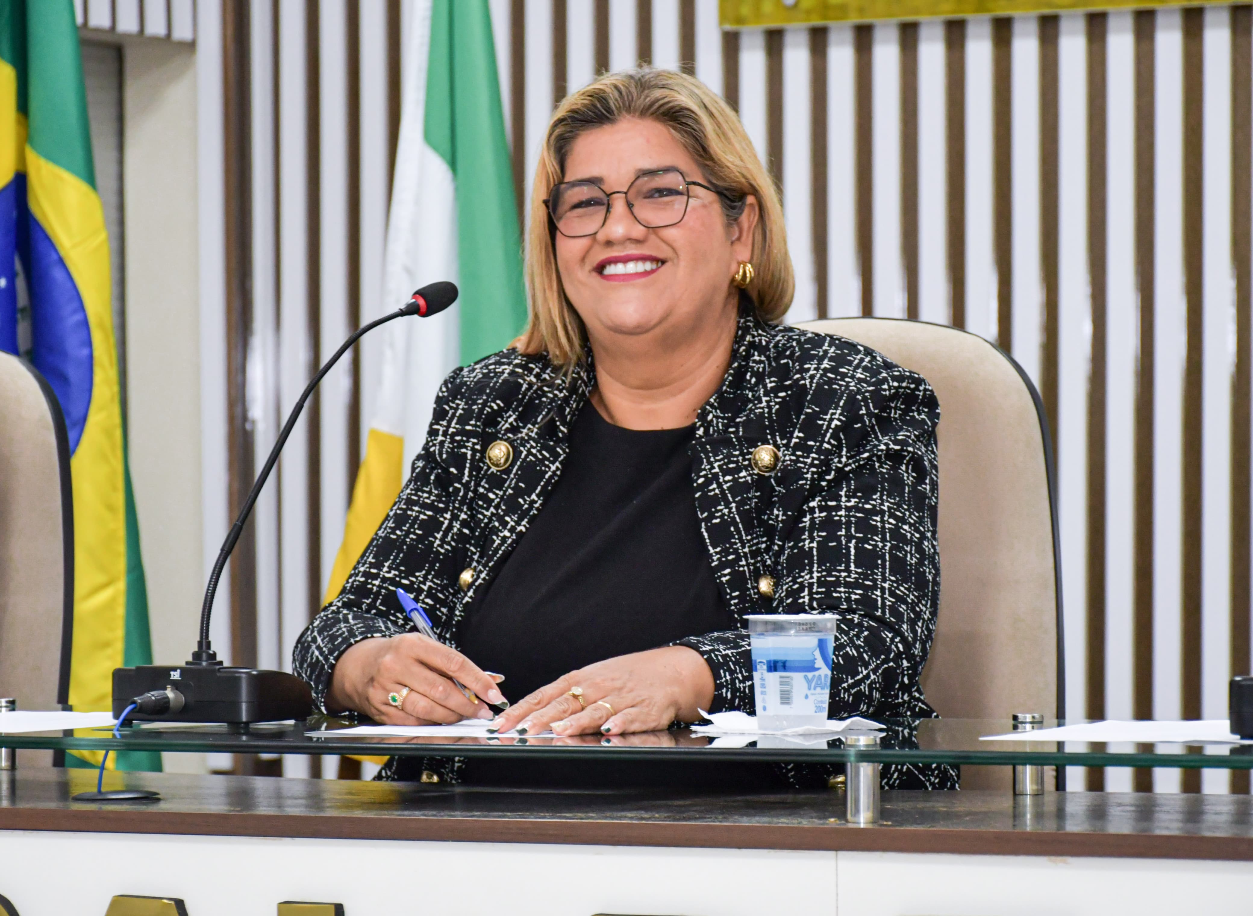 Quando a chuva vira problema: Rua 03 de Outubro entra na pauta do saneamento.