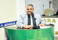 Vereador Missionário Daniel solicita pavimentação no Beco Tiradentes.