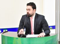 Vereador Paulo Celani solicita recuperação e asfaltamento de vias no bairro Nova Esperança.