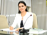 Vereadora Rianna solicita carro funenário para demanda do Bairro do Abial, Deus é Fiel e Colônia Ventura.